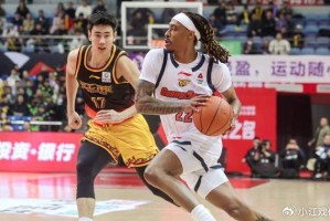 kaiyun-广东第一混子外援出现！场均8分还拿500万大合同，杜锋忍无可忍|广东男篮|麦考尔|崔永熙|焦泊乔|比赛_新浪体育_新浪新闻