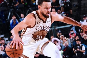开云-库里空砍38分，勇士不敌独行侠！库明加也受伤，科尔固执己见